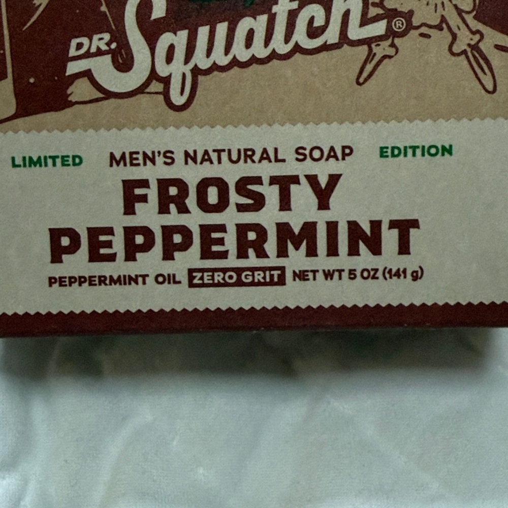 Dr. Squatch Frosty Peppermint Men's Natural Soap - Limited Edition - Picture 3 of 9